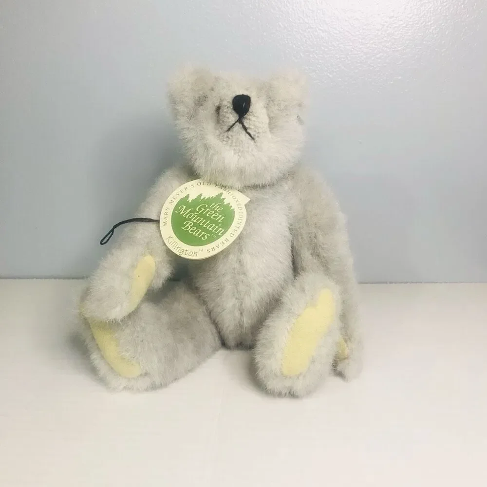 mary meyer grn mountain bears Killington 1993 carol carini design light grey bea